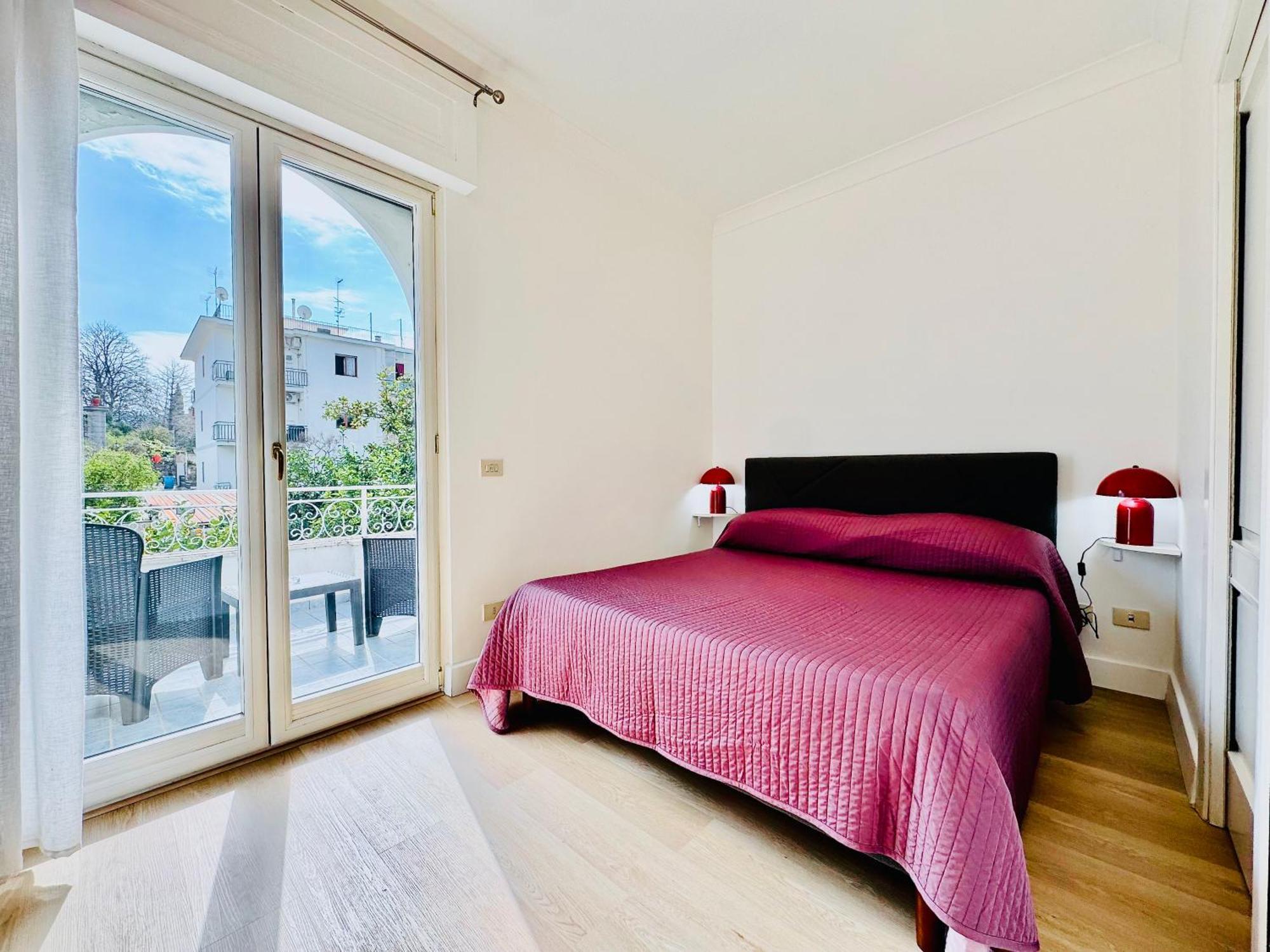 Yourhome - Villa Sorrento メタ エクステリア 写真
