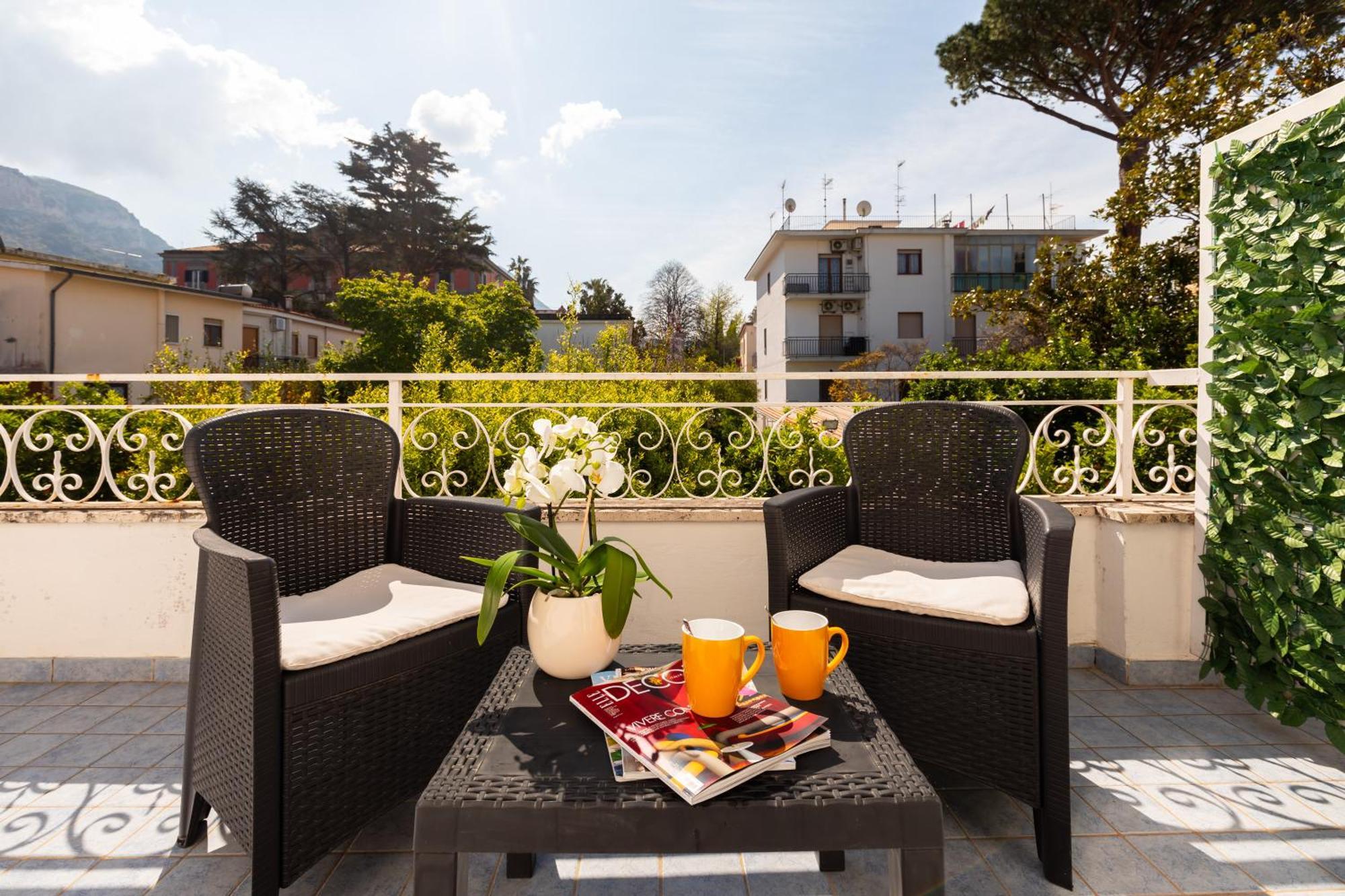 Yourhome - Villa Sorrento メタ エクステリア 写真